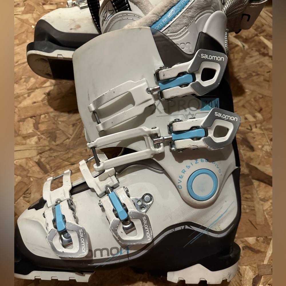 Women’s Ski Boots